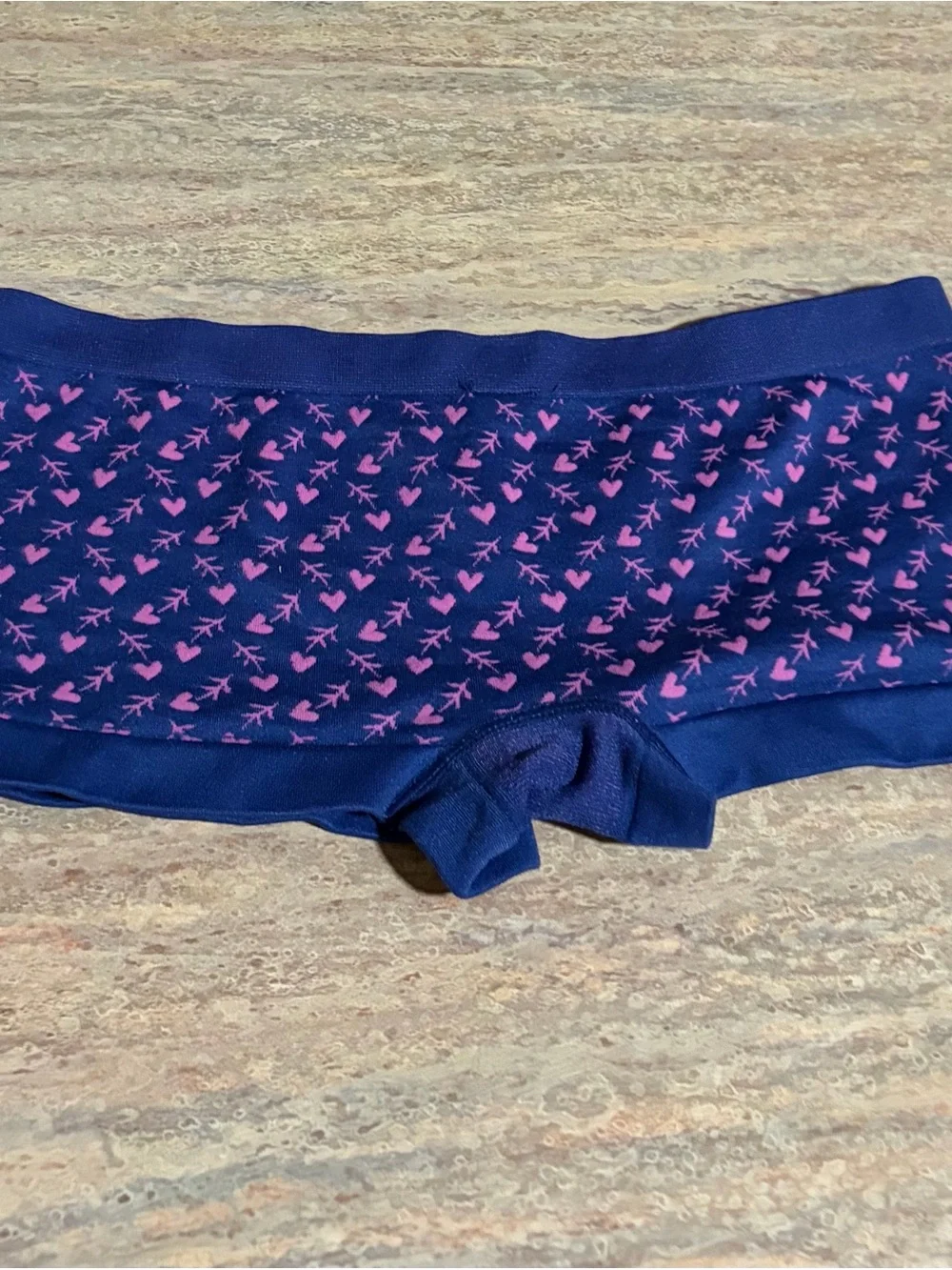 NWOT Victoria’s Secret Pout Navy Blue Boyshorts with Pink Heart Pattern